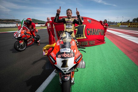 ¡Épico! Ducati entra en el pasillo de la fama de Honda y Yamaha con su doblete en MotoGP y Superbikes