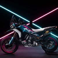Tu próxima moto china será como una silla gaming: transformable. Y es una revolución en la que hasta Yamaha fracasó hace 40 años