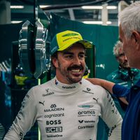Si Max Verstappen ficha por Mercedes, eso podría obligar a Fernando Alonso a retirarse de la F1 antes de lo previsto. Él parece muy tranquilo 