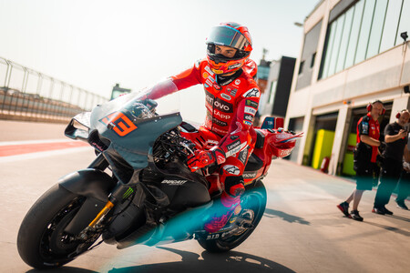 Ducati sorprendió con un nuevo carenado en el último test de MotoGP, pero hay un problema: a Pecco Bagnaia le ha encantado, pero Marc Márquez tiene dudas
