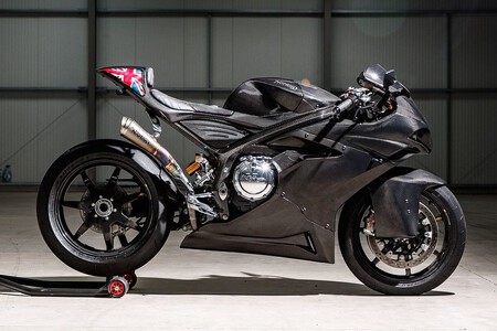 India quiere copiar el modelo chino. Han resucitado a una mítica marca de motos europea, y alguna hasta usarán motores BMW