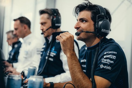 Carlos Sainz es el piloto que más adelantamientos hace este año en la F1. Pero eso no es una buena noticia