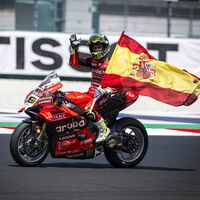 Superbikes vuelve a capar la Ducati de Álvaro Bautista. Desde la próxima carrera, podrá usar menos gasolina que las demás 
