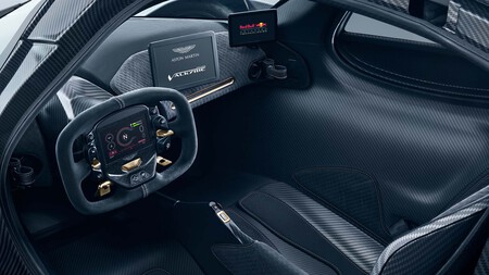 Aston Martin Valkyrie 6