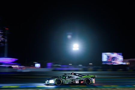 "O cambia algo o...". Peugeot explota contra la FIA tras lo que ocurrió con los lastres en las últimas 24 Horas de Le Mans