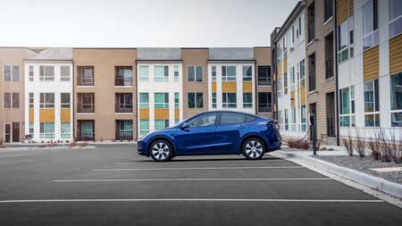 Tesla 0