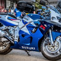 El extraño invento japonés para mantener tu moto impecable como el primer día... Y que ahora se vende en España 