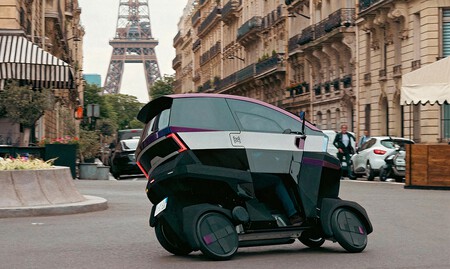 El último invento revolucionario francés es un coche que tumba como una moto con manillar. Y puedes ir hasta por la autovía