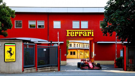 Leclerc Ferrari Maranello F1